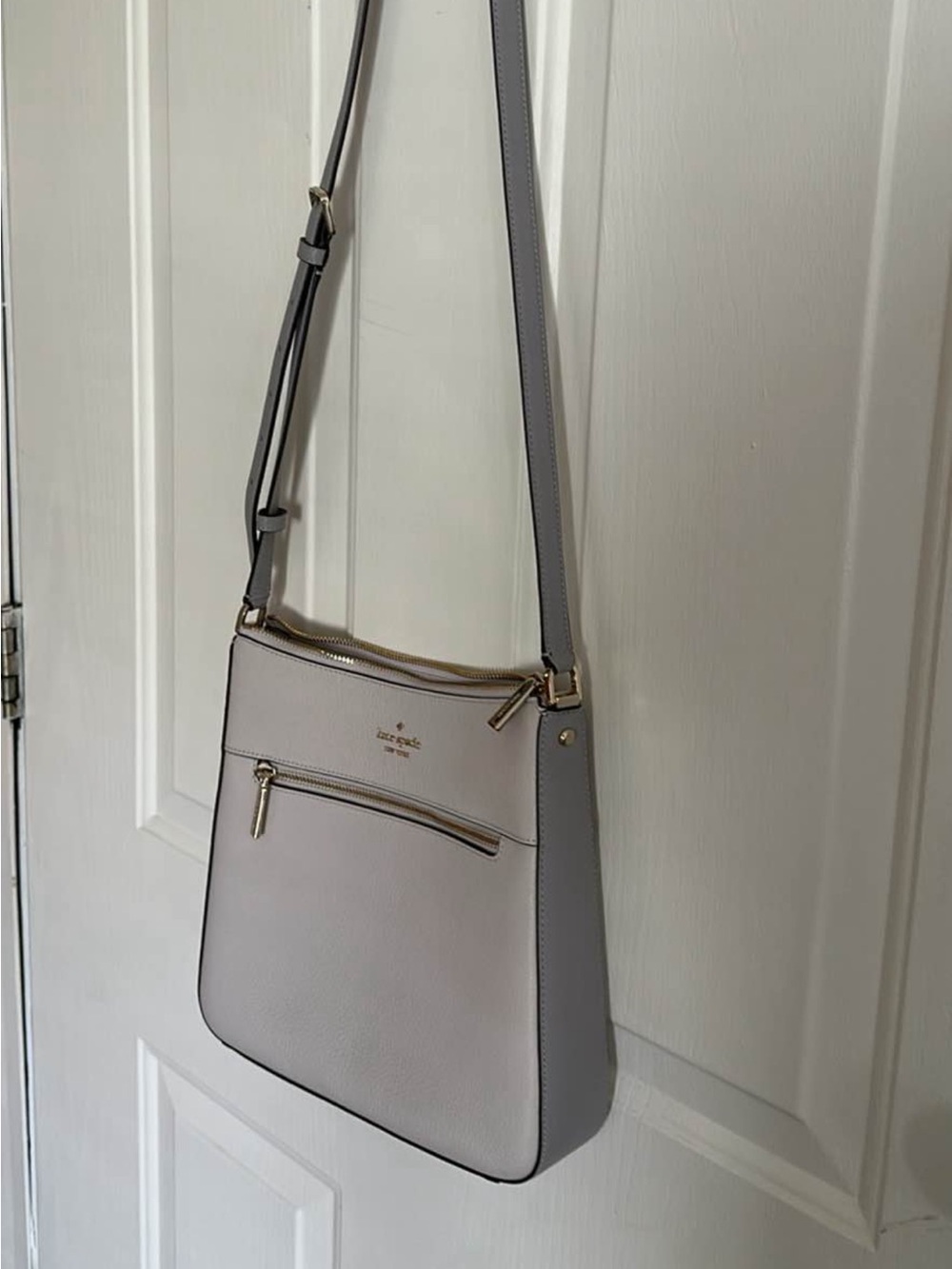 kate spade gray leather crossbody with gold hardware